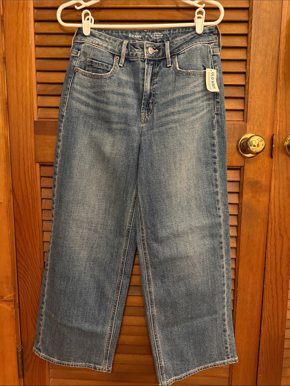 Old Navy Sky-Hi Wide Leg Jeans in Medium Blue